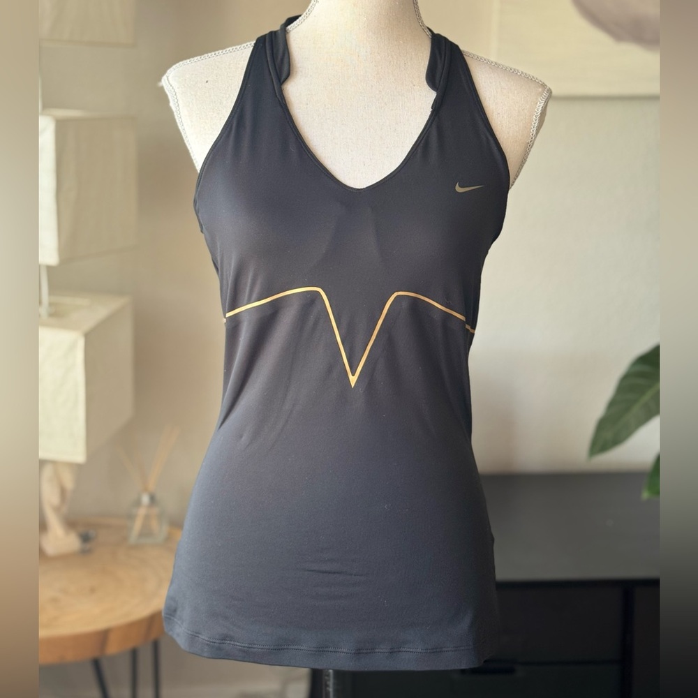 Nike Elegant Dri-Fit Women's Black and Gold Athletic Tank Top, Size M, Very Good